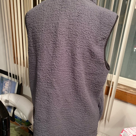 BNWT Pink Victoria’s Secret Gray Sherpa Vest - Picture 2 of 7